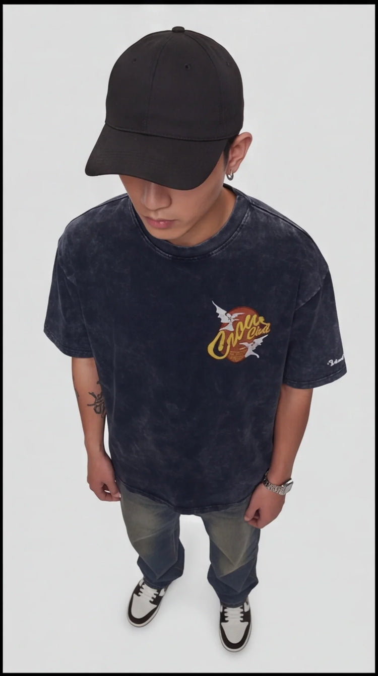 CROW CLUB BAT GRAPHIC ACID WASH OVERSIZED T-SHIRT — NAVY