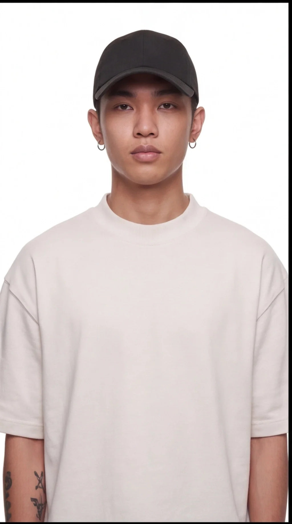TIME TRAVELER Comic Graphic Oversized T-Shirt — Cream