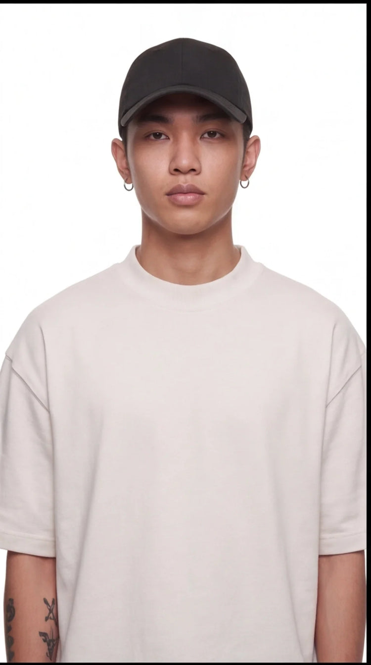 TIME TRAVELER COMIC GRAPHIC OVERSIZED T-SHIRT — CREAM